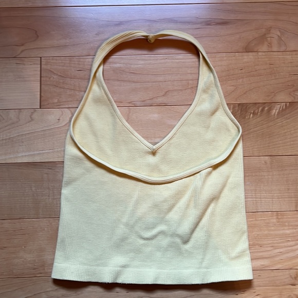 FULL TILT Women's Yellow Halter Tank Top - Picture 4 of 5